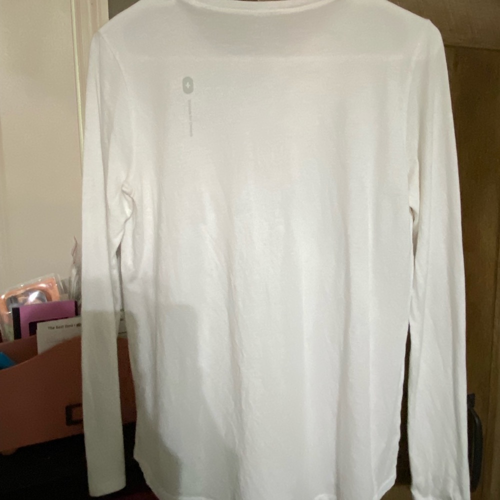 Figs white long sleeve size XS